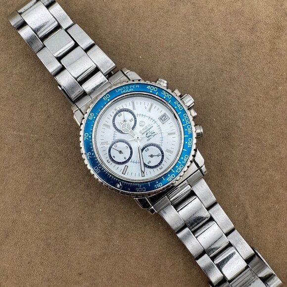 Vintage and Very Rare BREIL Manta 10 ATM Italian Dive Watch New battery - Picture 4 of 11